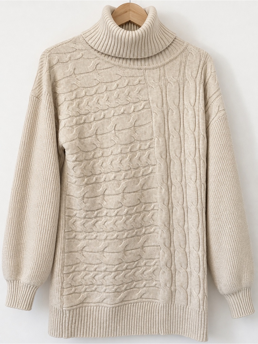 PROMESA Cream Cable Knit Turtleneck Tunic Sweater Size M Cozy Oversized